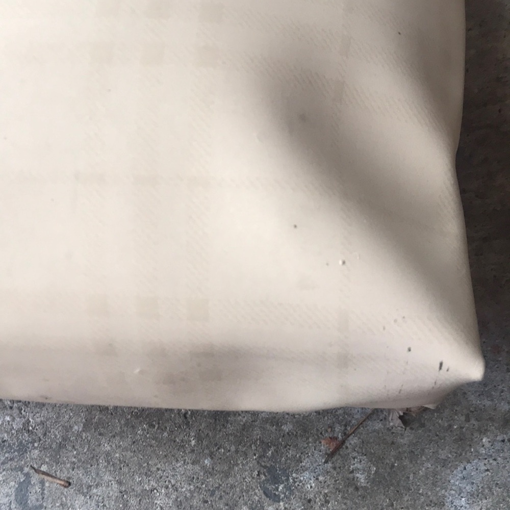 Burberry Nova-Check Tote - Picture 10 of 14